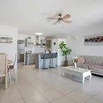 Puerto Chico P *