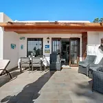 Puerto Chico P *