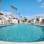 Puerto Chico P *